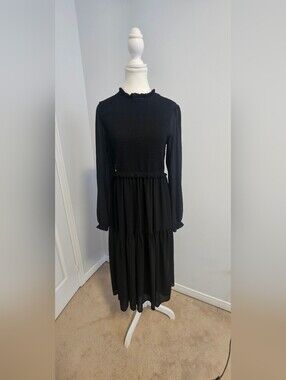 Forever 21 Black Long Sleeve Tiered Midi Dress